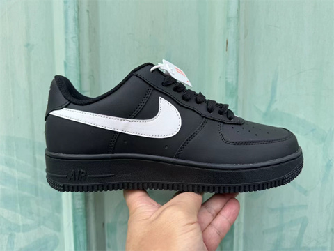 86e644_9440a817e1904f659bfa883a92d1e66amv2